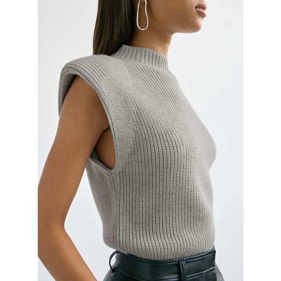 Aritzia Babaton Hazlitt Sweater Vest Gray Merino Wool Mock‑Neck Shoulder Pads L - Picture 1 of 12